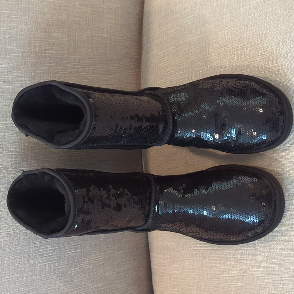 Classic Mirror Ball Sequin Ugg Boots Black Size 9